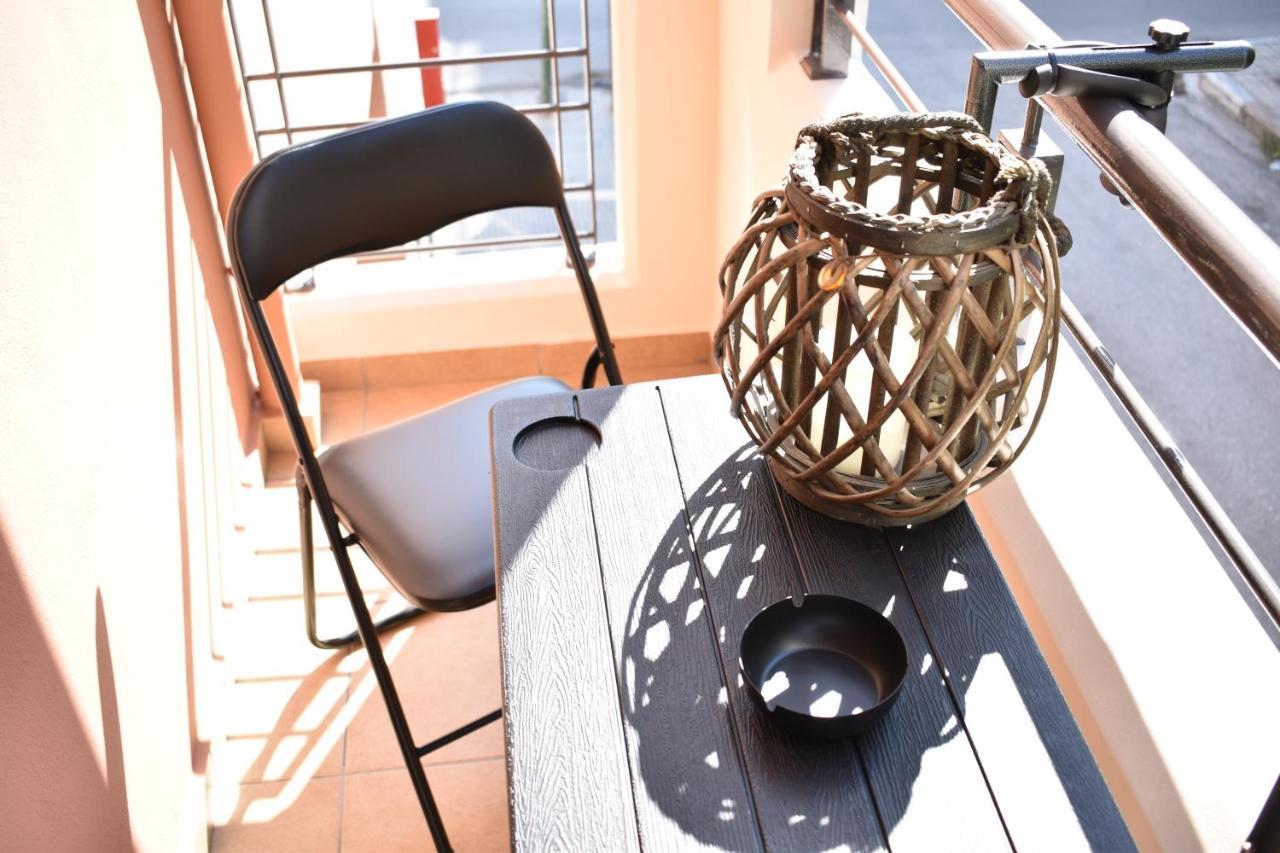 Little Emerald - Central Spot Apartments Volos Exterior foto