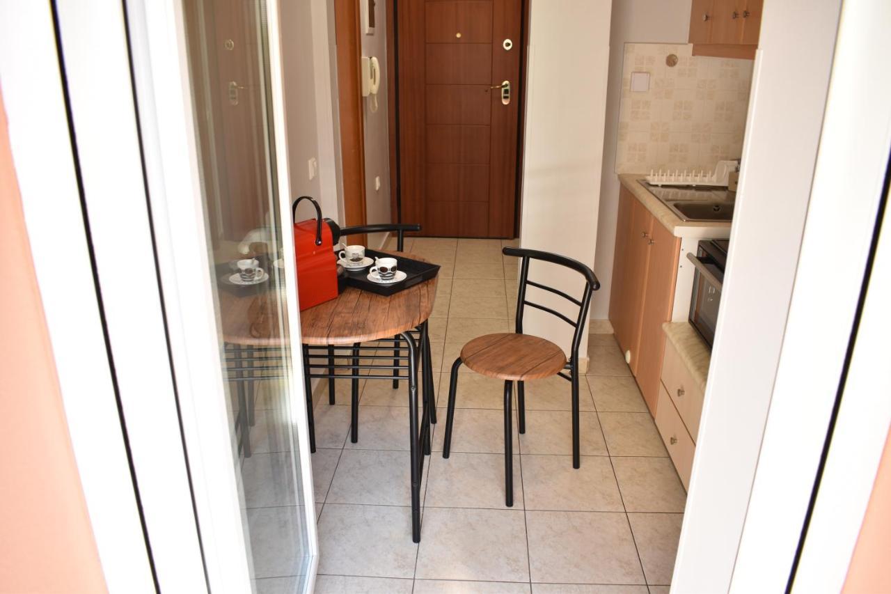 Little Emerald - Central Spot Apartments Volos Exterior foto